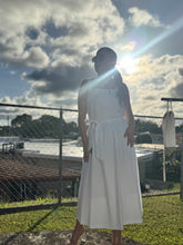 Cargar imagen en el visor de la galería, White Tommy Hilfiger Dress Large