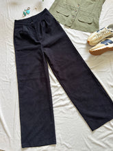 Cargar imagen en el visor de la galería, Casual Black Pants XS