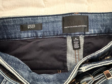 Cargar imagen en el visor de la galería, Jean High Rise Boot Size 6
